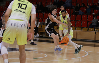 23. kolo TIPOS SBL: BC Prievidza : Košice Wolves 89:64 (Ladislav Szibilla)