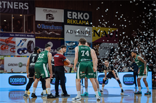 25. kolo TIPOS SBL: BC Prievidza - MBK Handlová 99:68 (Vladimír Králik)