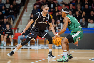 25. kolo TIPOS SBL: BC Prievidza - MBK Handlová 99:68 (Vladimír Králik)