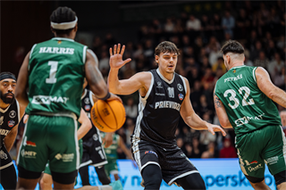 25. kolo TIPOS SBL: BC Prievidza - MBK Handlová 99:68 (Vladimír Králik)