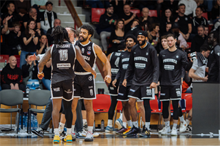 25. kolo TIPOS SBL: BC Prievidza - MBK Handlová 99:68 (Vladimír Králik)