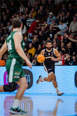 25. kolo TIPOS SBL: BC Prievidza - MBK Handlová 99:68 (Vladimír Králik)
