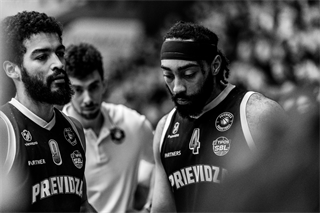 25. kolo TIPOS SBL: BC Prievidza - MBK Handlová 99:68 (Vladimír Králik)