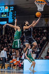 25. kolo TIPOS SBL: BC Prievidza - MBK Handlová 99:68 (Vladimír Králik)