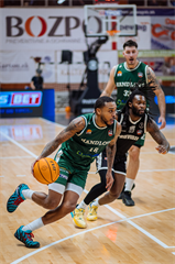 25. kolo TIPOS SBL: BC Prievidza - MBK Handlová 99:68 (Vladimír Králik)