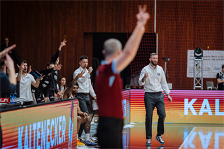 25. kolo TIPOS SBL: BC Prievidza - MBK Handlová 99:68 (Vladimír Králik)