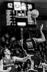 25. kolo TIPOS SBL: BC Prievidza - MBK Handlová 99:68 (Vladimír Králik)