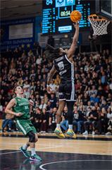 25. kolo TIPOS SBL: BC Prievidza - MBK Handlová 99:68 (Vladimír Králik)