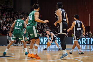25. kolo TIPOS SBL: BC Prievidza - MBK Handlová 99:68 (Vladimír Králik)