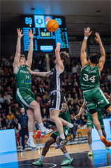 25. kolo TIPOS SBL: BC Prievidza - MBK Handlová 99:68 (Vladimír Králik)