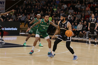 25. kolo TIPOS SBL: BC Prievidza : MBK Handlová 99:68 (Ladislav Szibilla)