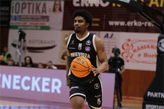 25. kolo TIPOS SBL: BC Prievidza : MBK Handlová 99:68 (Ladislav Szibilla)