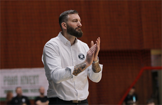 25. kolo TIPOS SBL: BC Prievidza : MBK Handlová 99:68 (Ladislav Szibilla)