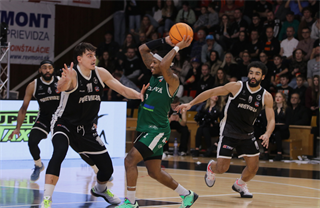 25. kolo TIPOS SBL: BC Prievidza : MBK Handlová 99:68 (Ladislav Szibilla)