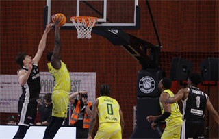 27. kolo TIPOS SBL: BC Prievidza : Patrioti Levice 96:69 (Ladislav Szibilla)