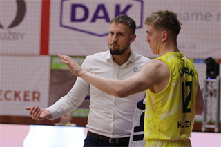 27. kolo TIPOS SBL: BC Prievidza : Patrioti Levice 96:69 (Ladislav Szibilla)