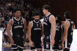 27. kolo TIPOS SBL: BC Prievidza : Patrioti Levice 96:69 (Ladislav Szibilla)
