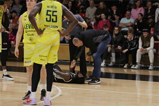 27. kolo TIPOS SBL: BC Prievidza : Patrioti Levice 96:69 (Ladislav Szibilla)