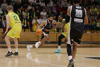 27. kolo TIPOS SBL: BC Prievidza : Patrioti Levice 96:69 (Ladislav Szibilla)