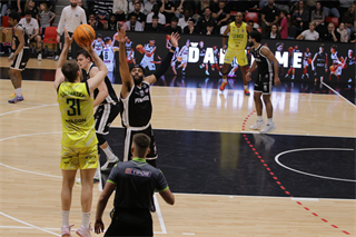 27. kolo TIPOS SBL: BC Prievidza : Patrioti Levice 96:69 (Ladislav Szibilla)