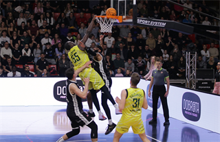 27. kolo TIPOS SBL: BC Prievidza : Patrioti Levice 96:69 (Ladislav Szibilla)
