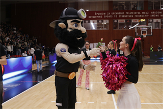 27. kolo TIPOS SBL: BC Prievidza : Patrioti Levice 96:69 (Ladislav Szibilla)