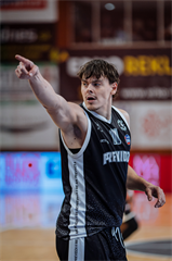 27. kolo TIPOS SBL: BC Prievidza - Patrioti Levice 96:69 (Vladimír Králik)