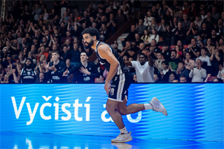 27. kolo TIPOS SBL: BC Prievidza - Patrioti Levice 96:69 (Vladimír Králik)