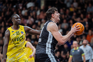 27. kolo TIPOS SBL: BC Prievidza - Patrioti Levice 96:69 (Vladimír Králik)