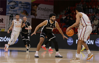 29. kolo TIPOS SBL: BC Prievidza : BKM Mimel Lučenec 83:90 (Ladislav Szibilla)