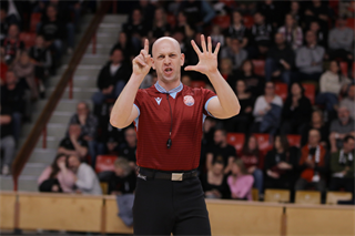 29. kolo TIPOS SBL: BC Prievidza : BKM Mimel Lučenec 83:90 (Ladislav Szibilla)
