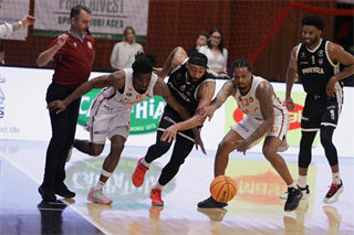 29. kolo TIPOS SBL: BC Prievidza : BKM Mimel Lučenec 83:90 (Ladislav Szibilla)
