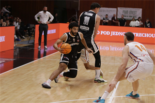 29. kolo TIPOS SBL: BC Prievidza : BKM Mimel Lučenec 83:90 (Ladislav Szibilla)