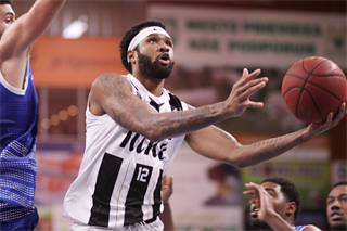 BC Prievidza –BKM Lučenec 74:84 (foto: Ladislav Szibilla)