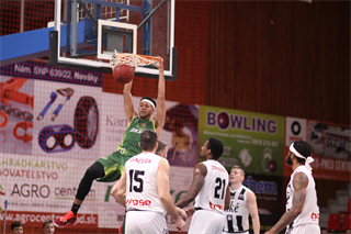 BC Prievidza - BK Slávia Žilina 92:77 (foto: Ladislav Szibilla)