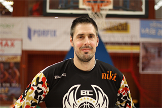 BC Prievidza – Patrioti Levice 70:62 (foto: Ladislav Szibilla)