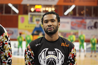 BC Prievidza – Patrioti Levice 70:62 (foto: Ladislav Szibilla)