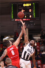 BC Prievidza - MBK Rieker COM-Therm Komárno 113:77 (foto: Ladislav Szibilla)