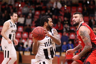 BC Prievidza - MBK Rieker COM-Therm Komárno 113:77 (foto: Ladislav Szibilla)