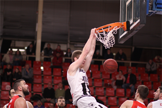 BC Prievidza - MBK Rieker COM-Therm Komárno 113:77 (foto: Ladislav Szibilla)