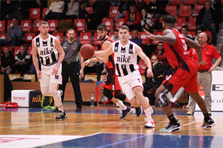 BC Prievidza - MBK Rieker COM-Therm Komárno 113:77 (foto: Ladislav Szibilla)