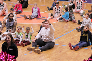 BC Prievidza - MBK Rieker COM-Therm Komárno 113:77 (foto: Ladislav Szibilla)