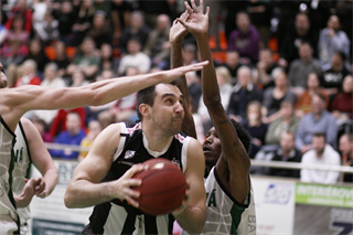 MBK Handlová - BC Prievidza 75:85 (foto: Ladislav Szibilla)