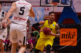 BC Prievidza - Inter Bratislava 77:61 (foto: Jakub Ruman)