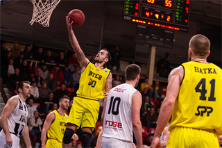 BC Prievidza - Inter Bratislava 77:61 (foto: Jakub Ruman)
