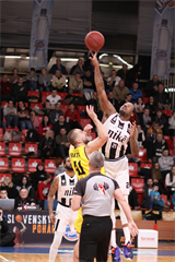 BC Prievidza - Inter Bratislava 77:61 (foto: Ladislav Szibilla)