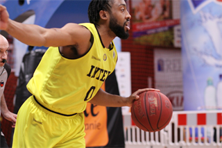 BC Prievidza - Inter Bratislava 77:61 (foto: Ladislav Szibilla)