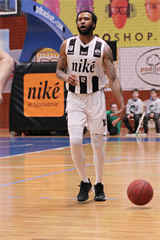 BC Prievidza - Inter Bratislava 77:61 (foto: Ladislav Szibilla)