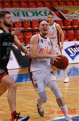4. kolo SBL BC Prievidza - MBK Baník Handlová 97:87 (foto: Ladislav Szibilla)
