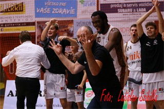 4. kolo SBL BC Prievidza - MBK Baník Handlová 97:87 (foto: Ladislav Szibilla)